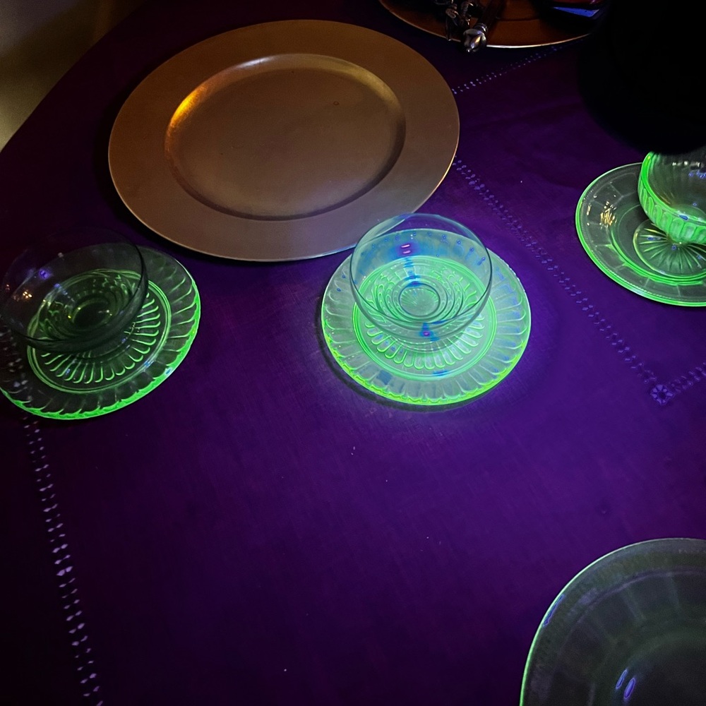 Uranium glass